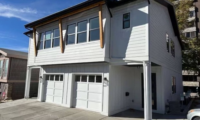 East Central House | New Construction Twin Home 2