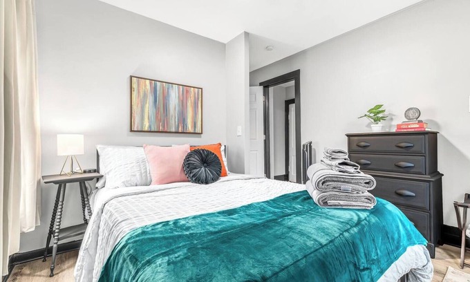 Highland Park Apartment | New! Contemporary 1BR Haven, Private & Pristine