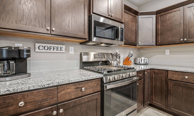 Ponderay Cottage | New Cottage Near Downtown Sandpoint, Beach & Skiing #108