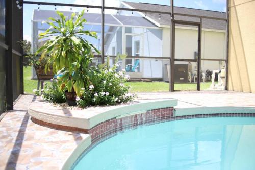 Ridgewood Lakes House | NEW Disney World Villa 4BR, Private Pool Fam Retreat