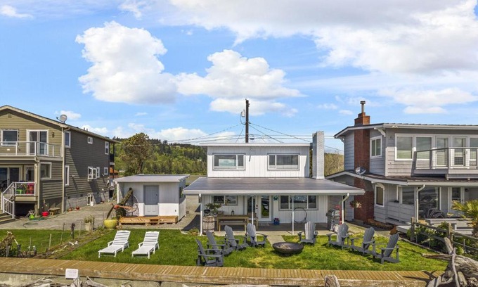 Camano Island House | New DRIFTWOOD SHORES ROAD HOUSE CAMANO