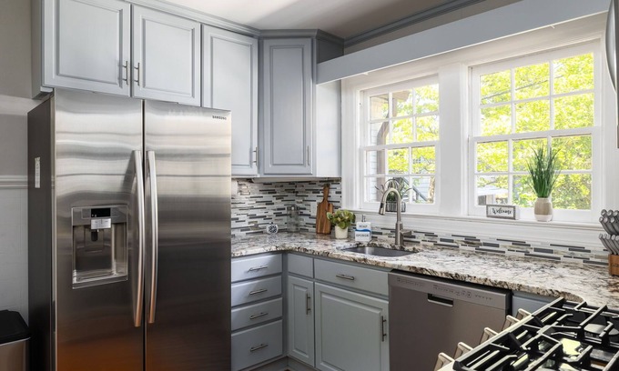 High Point House | NEW! EMERYWOOD HOMESTEAD TUDOR NEAR HPU & FURNITURE MARKETΩ