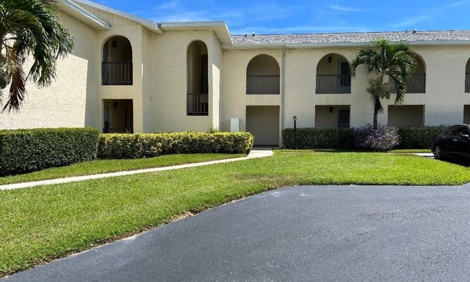 Vero Beach Condo | New everything Condo, great water views an lots of amenities. Fully furnished
