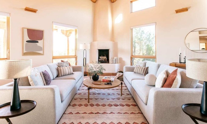 Santa Fe House | NEW! Exquisite 2BR Casita | Hacienda by Here