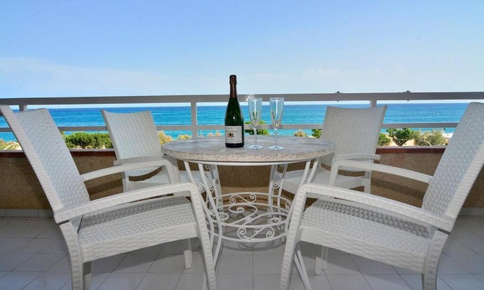Pineda de Mar Apartment | New! Fantastic apartament in front of the sea!