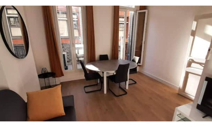 Les Cinq Avenues Apartment | New, fully-equipped, air-conditioned T2
