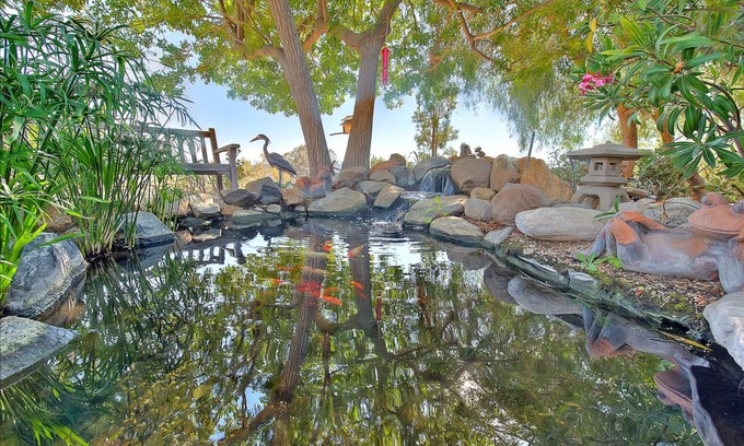 Temecula Villa | New Hilltop Private Estate W/Views, Pool, Hot Tub, Mini Golf & More!