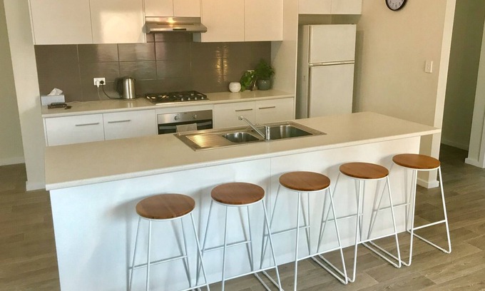 Old Reynella House | New home in Historic Old Reynella! Located between city, wineries and beaches!