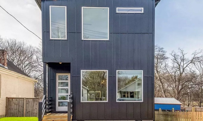 McFerrin Park House | New home in Nashville built in 2023! Extremely spacious, great for hostingn