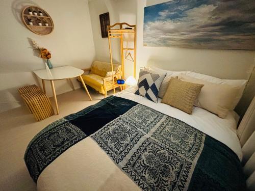Sinchon-dong Apartment | New Hongdae Cozy love House 2BR
