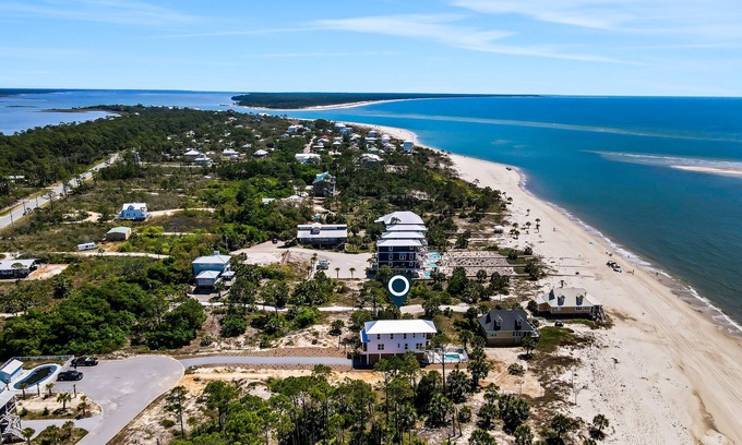Indian Pass House | New house on the beach with private outdoor pool, grill, ocean views, AC
