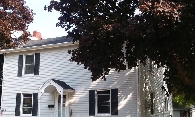 Platteville House | NEW in Platteville!