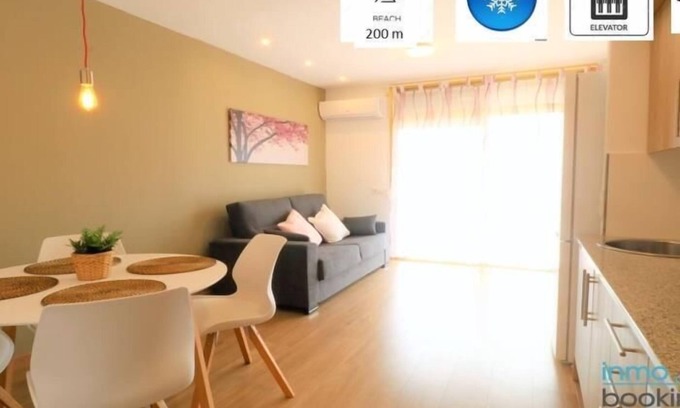 Vilafortuny Apartment | New international Loft, air-conditioned with pool and beach.