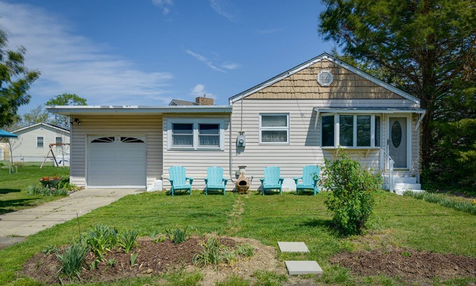 Del Haven Cottage | New Jersey Cottage w/Grill - Short Walk to Beach!