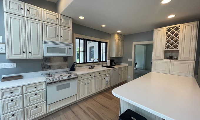 Twin Lakes House | NEW! Lake Elizabeth Waterfront home with 2 Master Suites