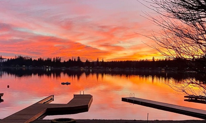 Lake Goodwin House | *NEW* Lake House Getaway