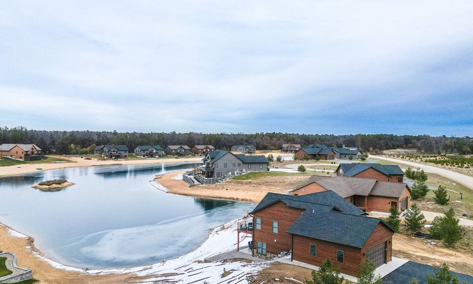 New Lisbon Cottage | New Lisbon Vacation Rental Near Castle Rock Lake