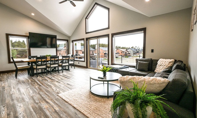 New Lisbon House | New Lisbon Vacation Rental Near Castle Rock Lake