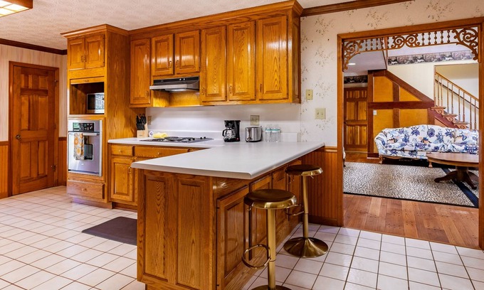 Ball Ground House | NEW LISTING! Ball Ground Estates (4-Bedroom Home) - Pets Allowed by RedAwning