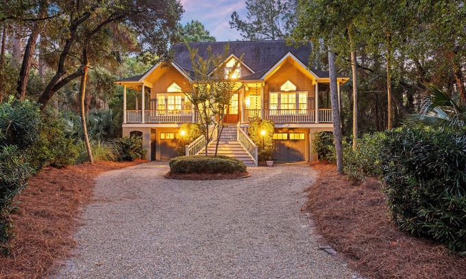 Vanderhorst Plantation House | New Listing! Beautiful 3BR Kiawah Home! Dog Friendly!