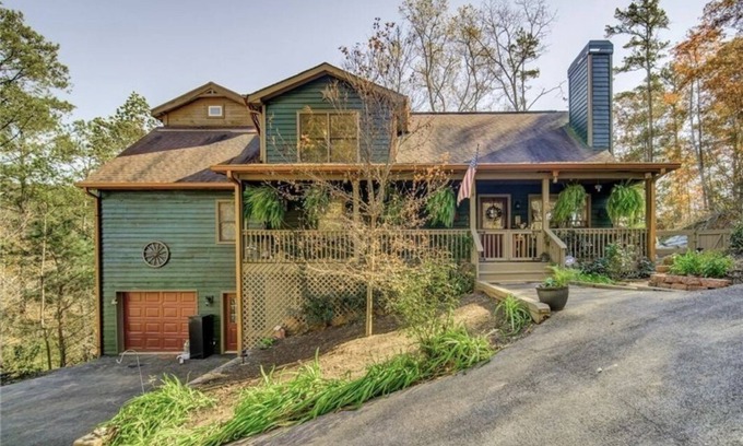 Talking Rock Cabin | New listing - Beautiful cabin on Talking Rock Creek with mountain views