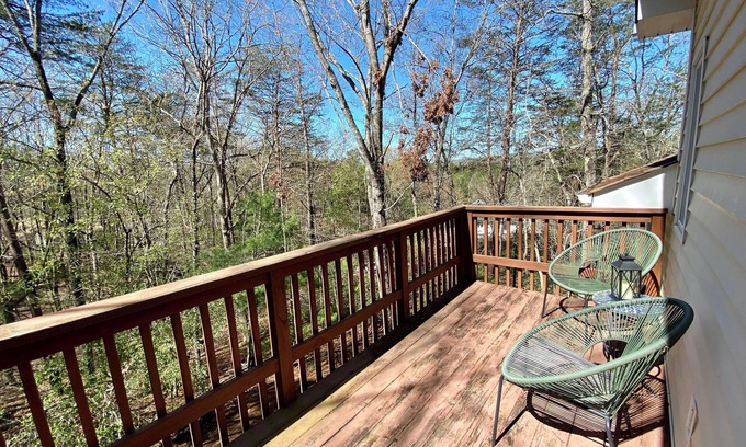 Dahlonega House | New Listing! Dahlonega Mountain Hideaway - Views for Days/Dog Friendly!