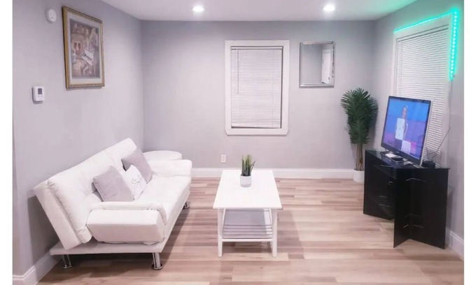 Dallas Villa | New Listing! Love Field Luxury w/ record player