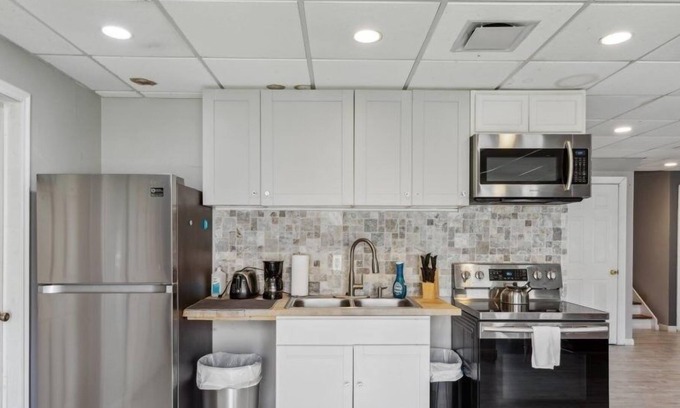 Putnam Valley Apartment | NEW LISTING! Putnam Valley Estate 1BR - Hot Tub Sauna Firepit by RedAwning