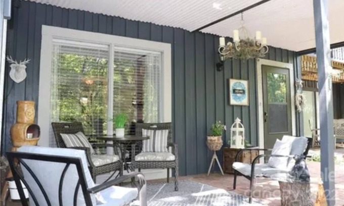 Connellys Springs Condo | *NEW LISTING* Remote mountaintop condo 10 minutes from South Mountain State Park