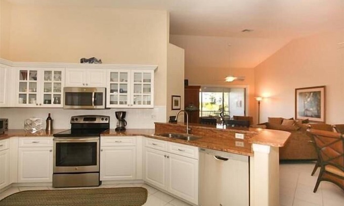 Bonita Springs Condo | New Listing, Renovated Luxurious 2BR, 2Bath Condo