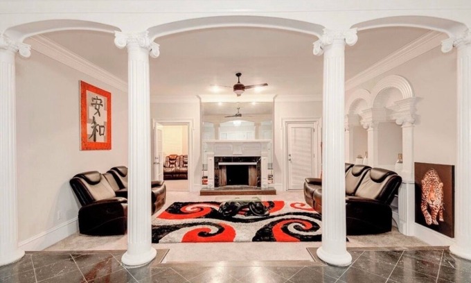 Lithonia House | New Listing! Spacious 7BR 4BA Single Family Home W/Pool Hot Tub & Game Room