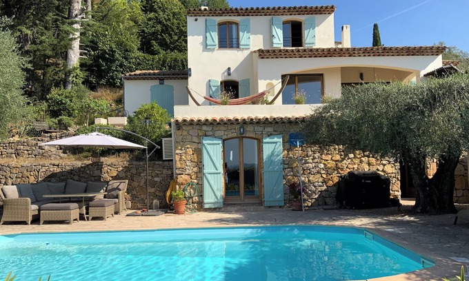 Saint-Vallier-de-Thiey Villa | New Listing! Stylish Villa with panoramic sea views, pool 5 min walk from Cabris