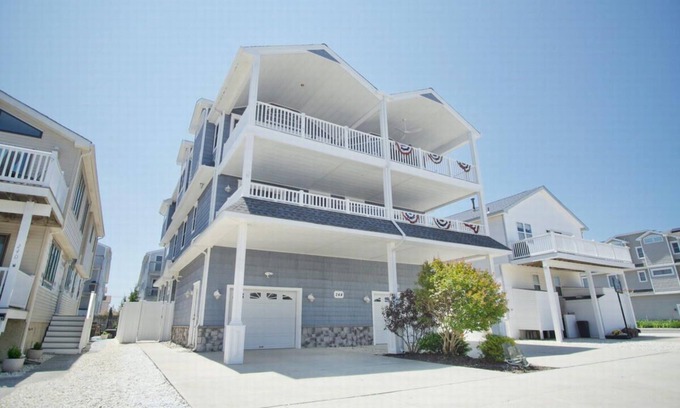 Sea Isle City House | New Listing: Walk to Beach & Town in Charming Sea Isle, NJ!
