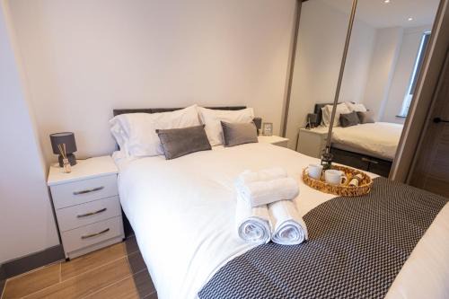 West Finchley Apartment | New London 2 Bedroom, 2 Bathroom Flat