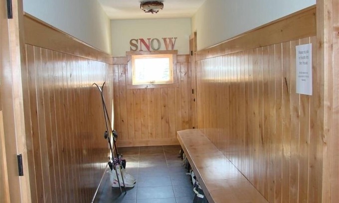 Stratton Mountain Apartment | New Low Rates for March!