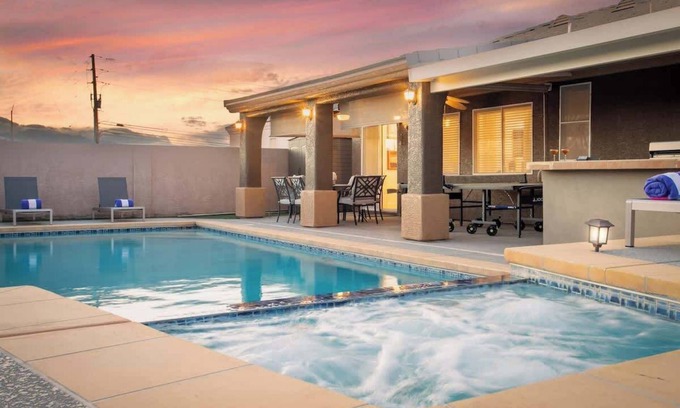 North Las Vegas House | NEW Luxury 4BR Home with Pool/Spa, Arcade & MORE