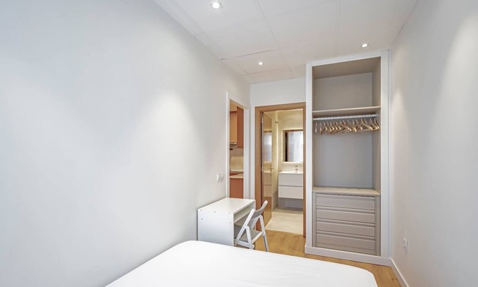 Rejas Apartment | New Luxury Apartment Madrid Airport 111