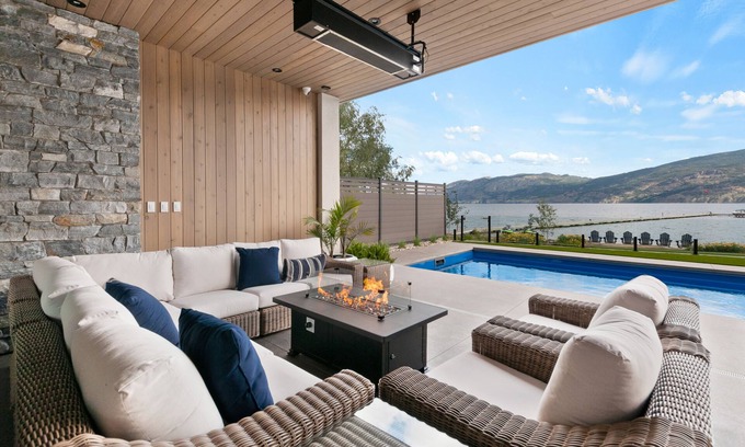Okanagan-Similkameen House | New Luxury Lakefront Home