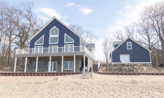 Caseville House | New! Luxury Lakefront Home