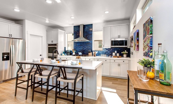 Park City House | New Luxury Townhome with 3 Master Bedrooms! Park City Silver Creek 6574