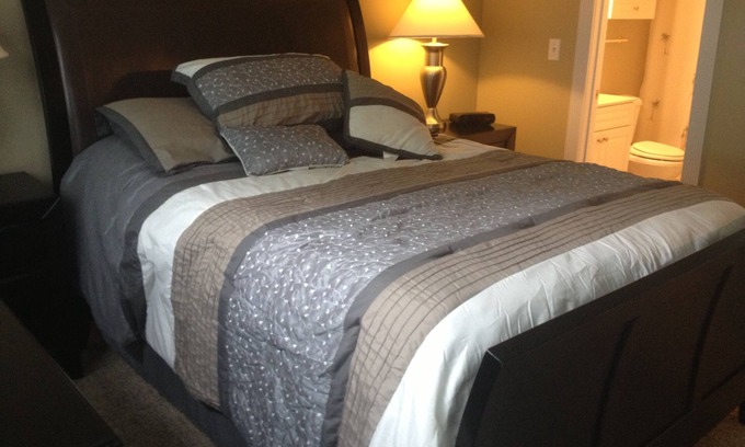 Central Myrtle Beach Villa | New mattresses and Refrigerator! Great condo in great location!