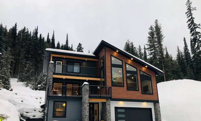 Fairways House | New modern 1 bedroom