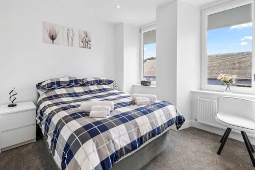 Oban Apartment | NEW! Modern & Central 1BR Flat with Sky TV
