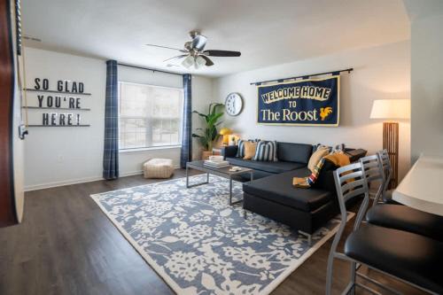 Columbia Apartment | New Modern Comfort with Pool and Clubhouse