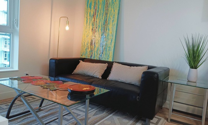 Coquitlam Condo | New Modern Condo | SkyTrain & Top Amenities