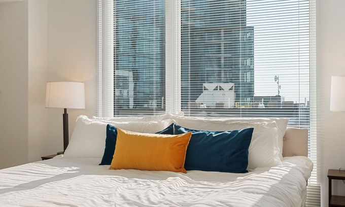 River North Hotel | New & Modern Lux City Escape