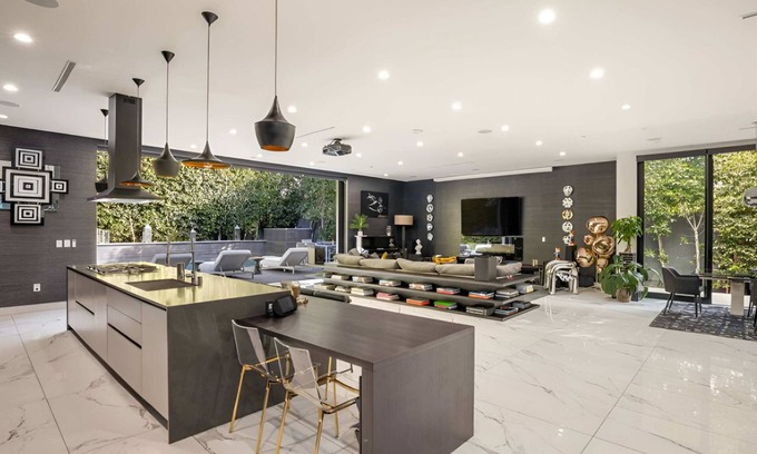 Melrose House | NEW Modern Oasis off Melrose - Rooftop - Pool