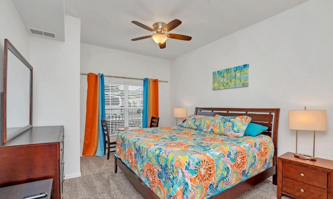 Venetian Bay Villages Villa | NEW Newly Remodeled 3BR Townhome w Community Amenities just Mins from Disney