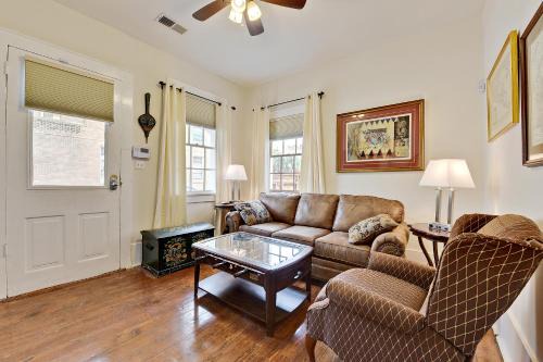 Lower Garden District Apartment | New Orleans Cottage