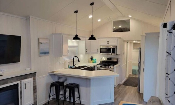 Moses Lake Cabin | New Park Model Home 2